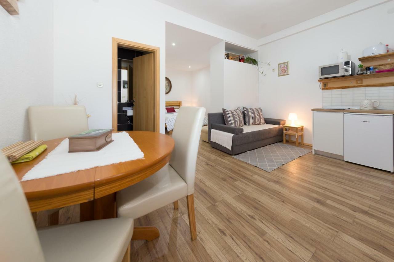 Studio Apartments Plitvice Lacus Korenica Exterior foto