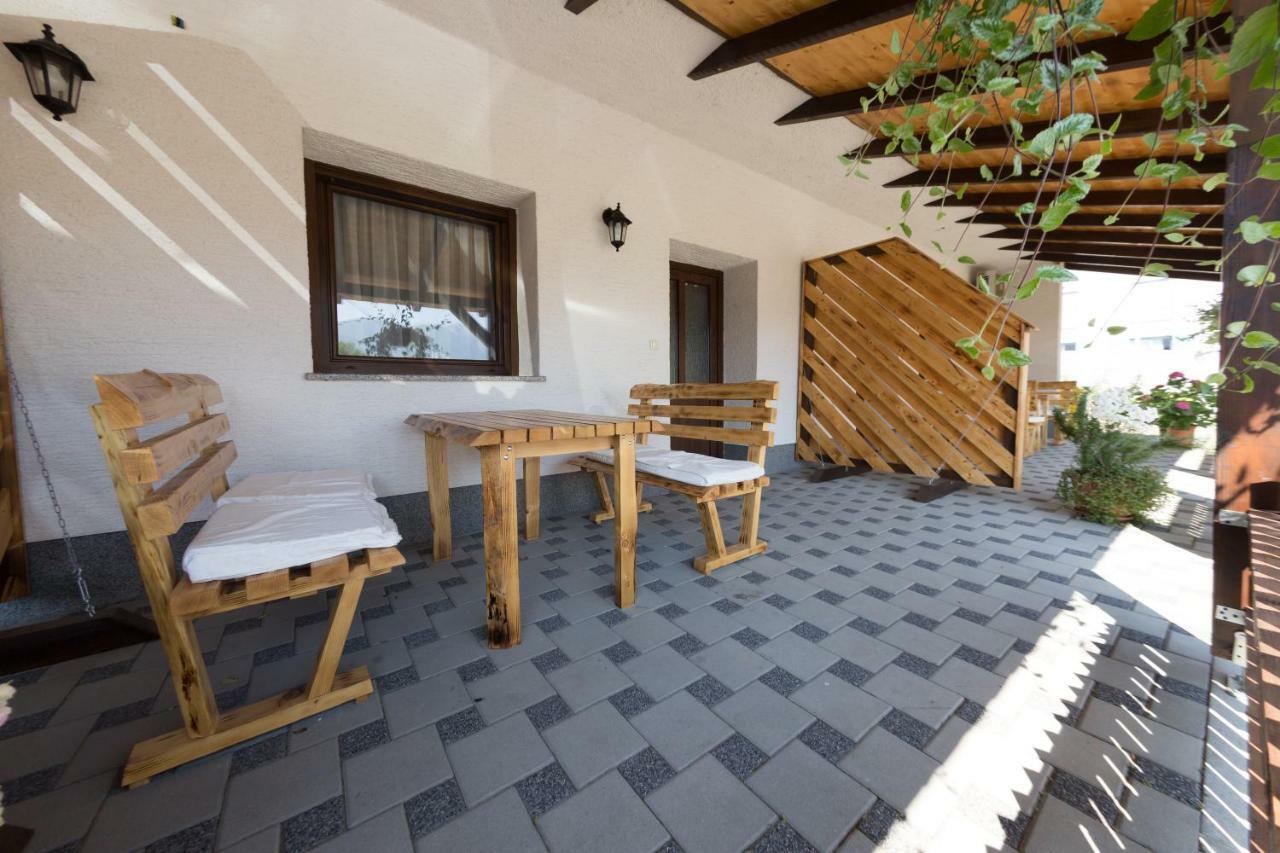 Studio Apartments Plitvice Lacus Korenica Exterior foto