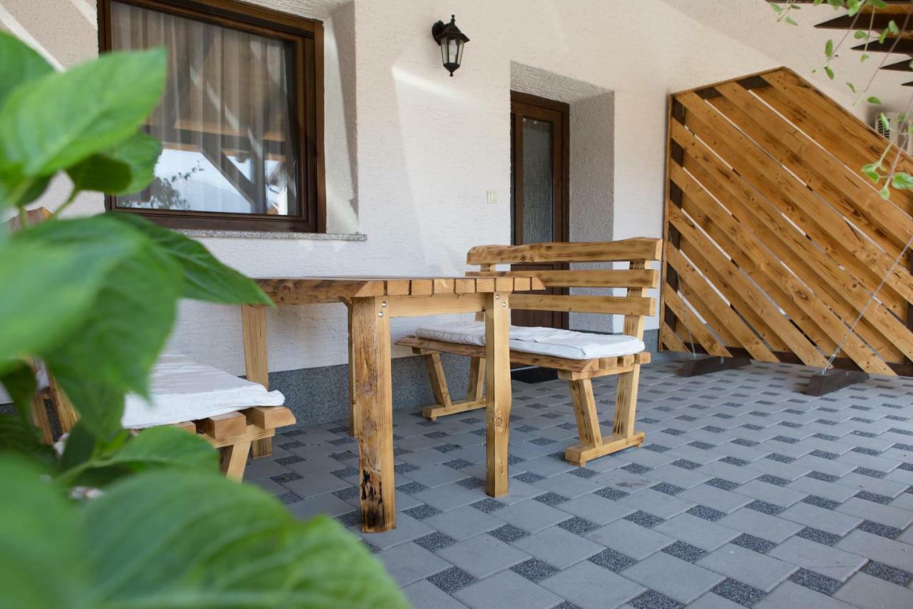 Studio Apartments Plitvice Lacus Korenica Exterior foto